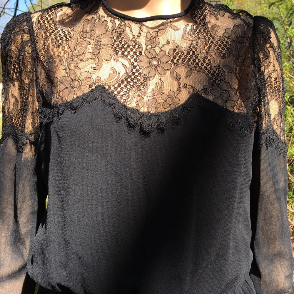 ALBERT NIPON BLACK LACE DRESS